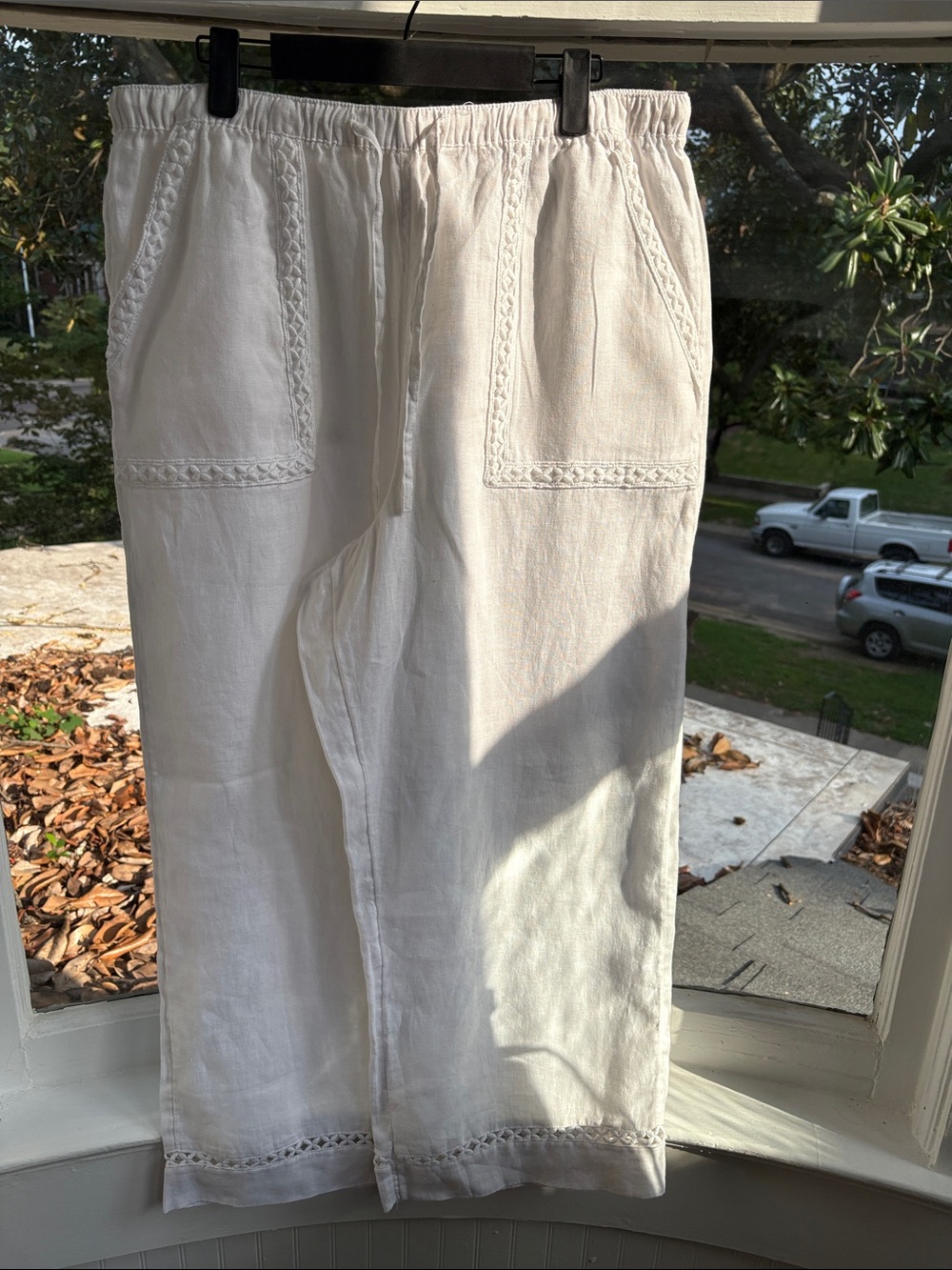 Joie Cream Wide-Leg Linen Pants with Embroidered Trim-Size Large